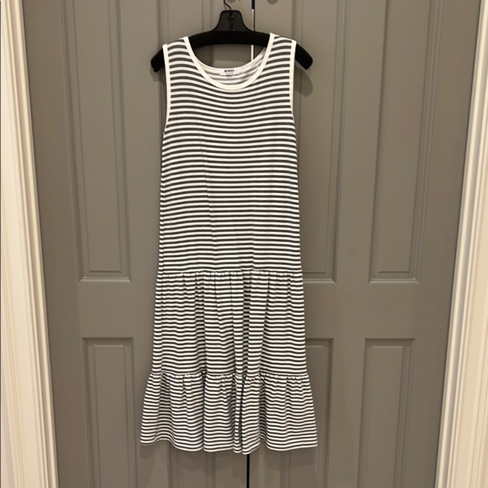 BB Dakota gray and white striped dress